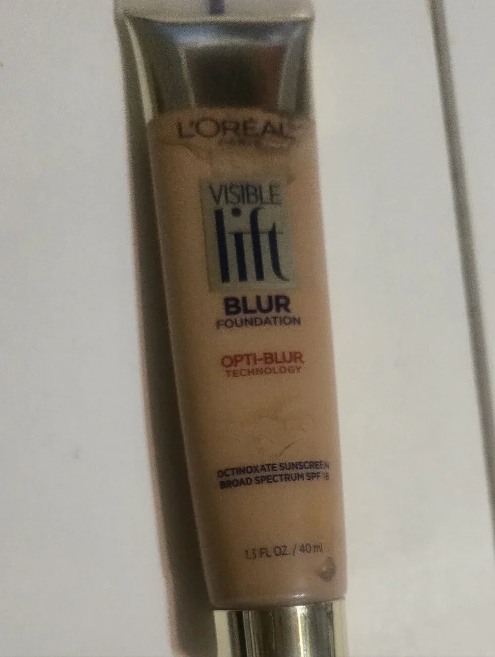 L'Oréal Visible Lift Blur Foundation - Beige 206 Natural Beige Nwot